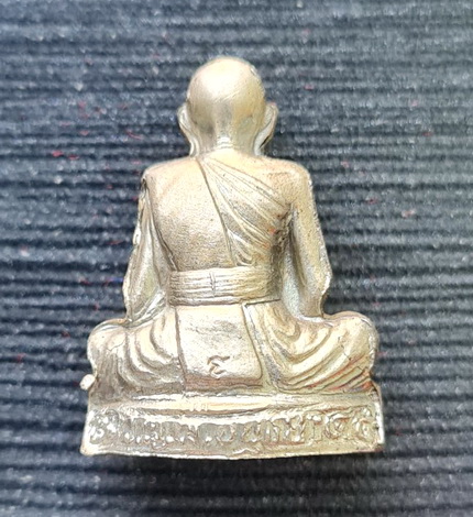 เคาะแรกแดง..รูปเหมือนปั๊มรุ่นแรก อัลปาก้า กล่องเดิม..ลป.ชื้น วัดญาณเสน อยุธยา / จัดส่ง ems