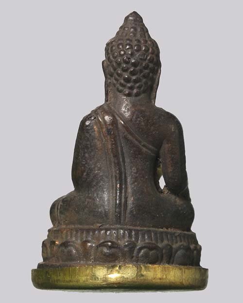 พระชัยวัฒน์ ตำหรับตักศิลาเขาอ้อ รุ่น จักรพรรดิอโนโม