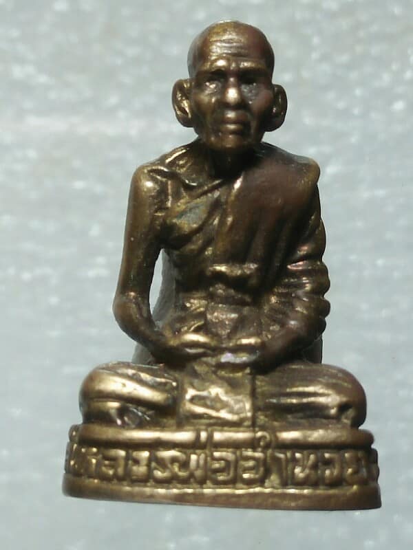 รูปหล่อหลวงพ่ออำนวย วัดเวฬุวนาราม หนองหงษ์ บุรีรัมย์