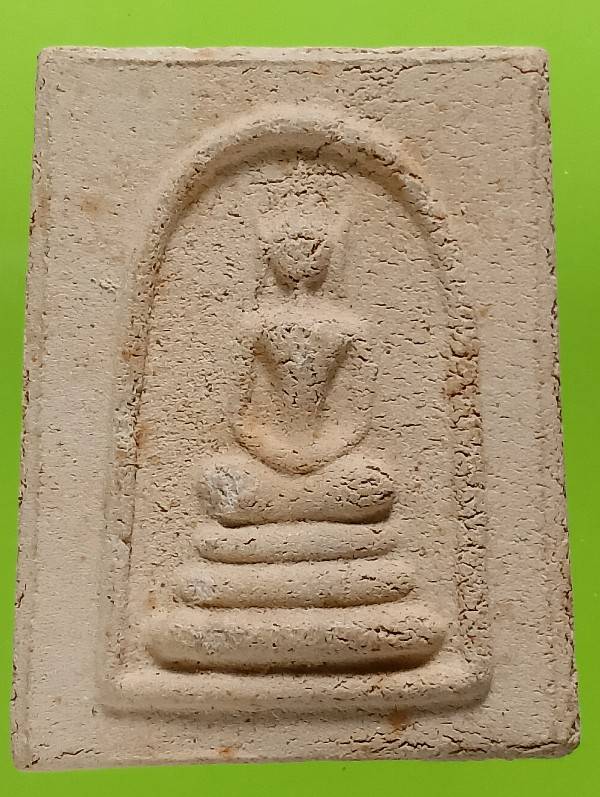 พระสมเด็จเนื้อผง 2 องค์ ไม่ทราบที่ 