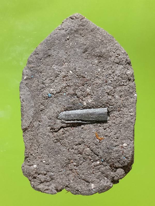 พระขุนแผน หลังตะกรุด 1 ดอก ผงผสมว่าน 