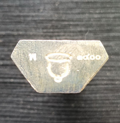 เคาะแรกแดง..รูปหล่อก้นระฆัง ๑๐๐ ปี ๖๔..กะไหล่เงิน กล่องเดิม..ลพ.พัฒน์ วัดห้วยด้วน / ส่ง ems