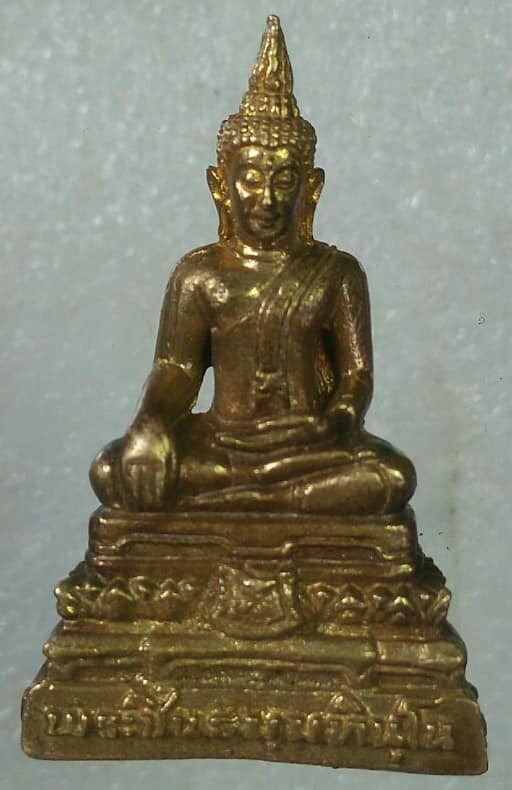 รูปหล่อพระพุทธ วัดหนองขานาง นครสวรรค์