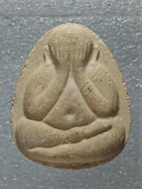 พระปิดตาจัมโบ้ หลังยันต์ห้า 