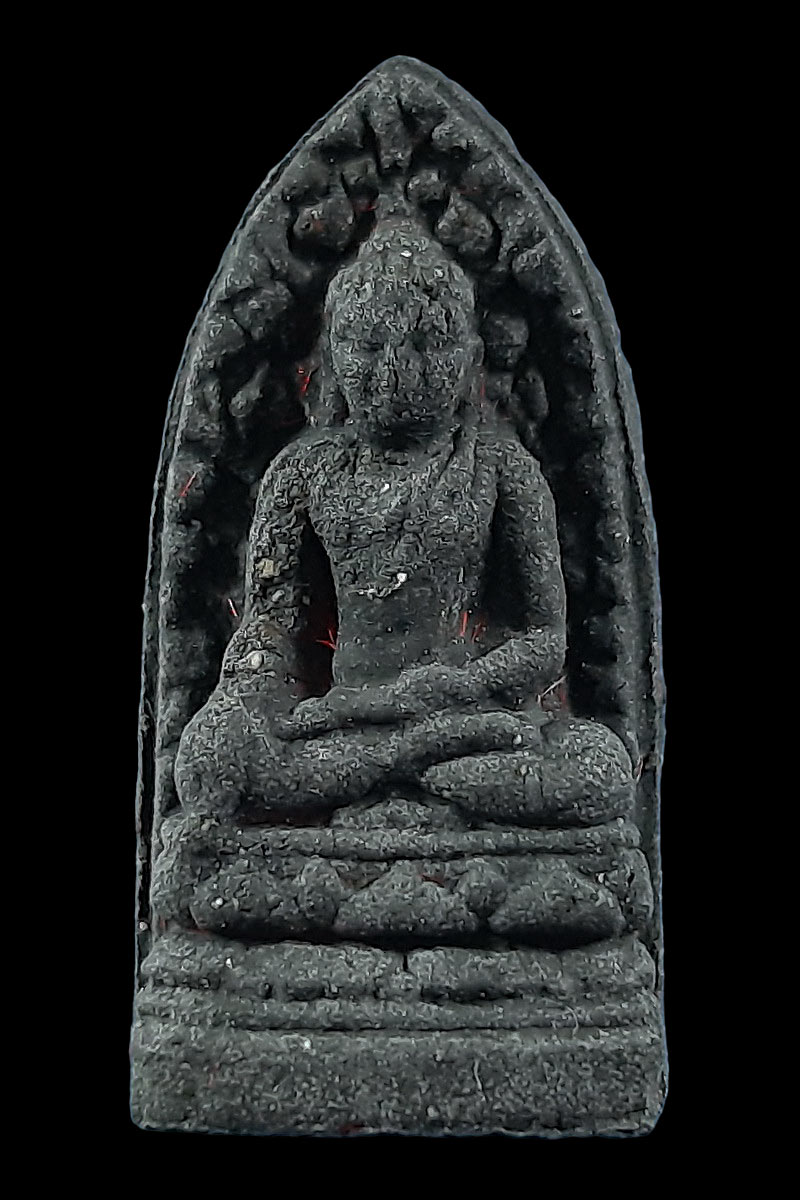 พระรอดเกศารุ่นแรก ครูบาเจ้าเทือง วัดบ้านเด่น จ.เชียงใหม่ 