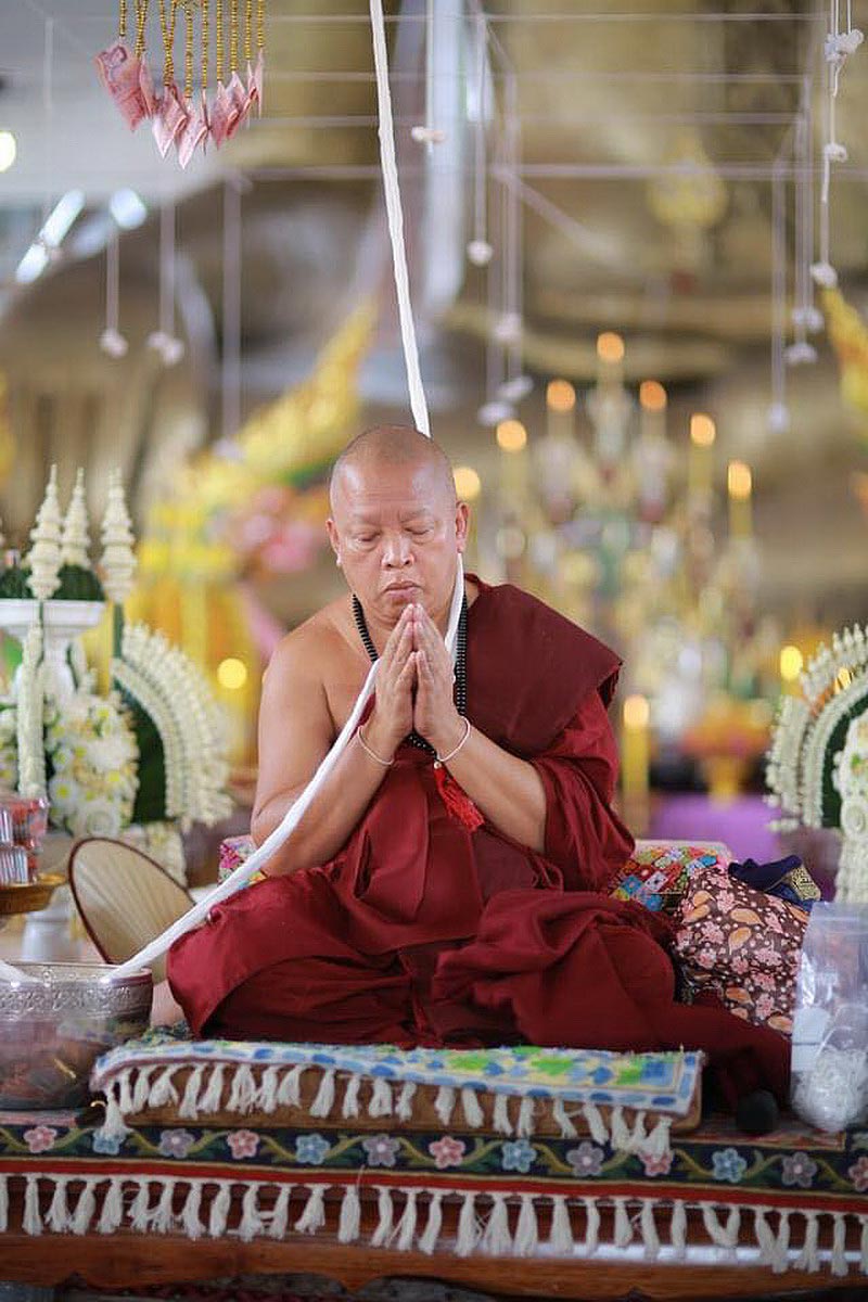 พระรอดเกศารุ่นแรก ครูบาเจ้าเทือง วัดบ้านเด่น จ.เชียงใหม่ 