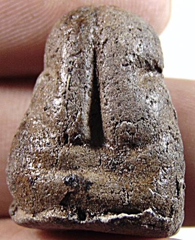 พระปิดตาลอยองค์