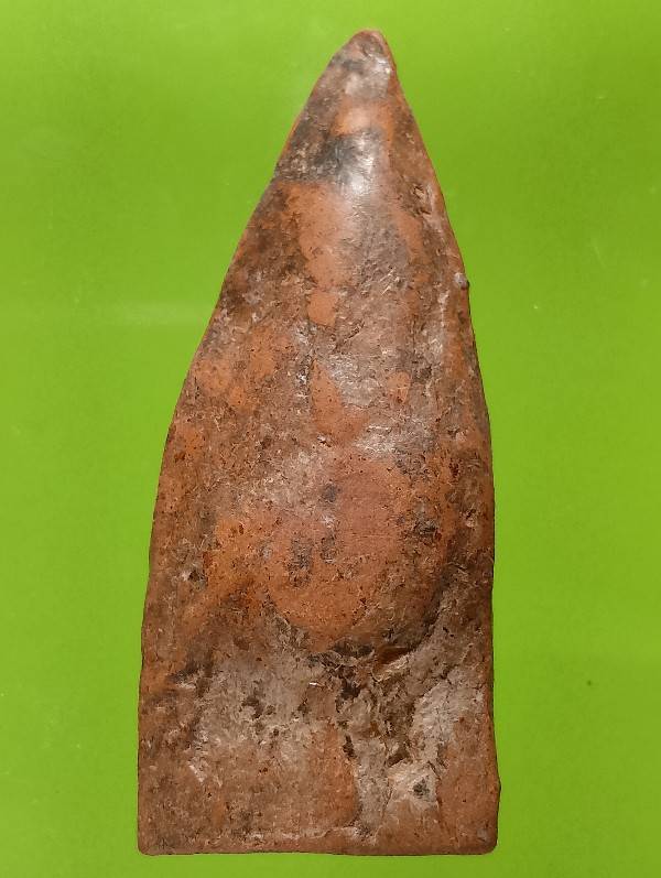 พระเนื้อดิน 