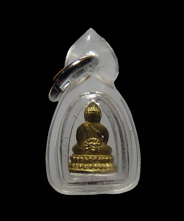 พระชัยวัฒน์ รุ่นไตรมาสรวยทันใจ เนื้อทองทิพย์ หลวงปู่หมุน วัดบ้านจาน ปี43 ตอกโค้ด...090-9870009