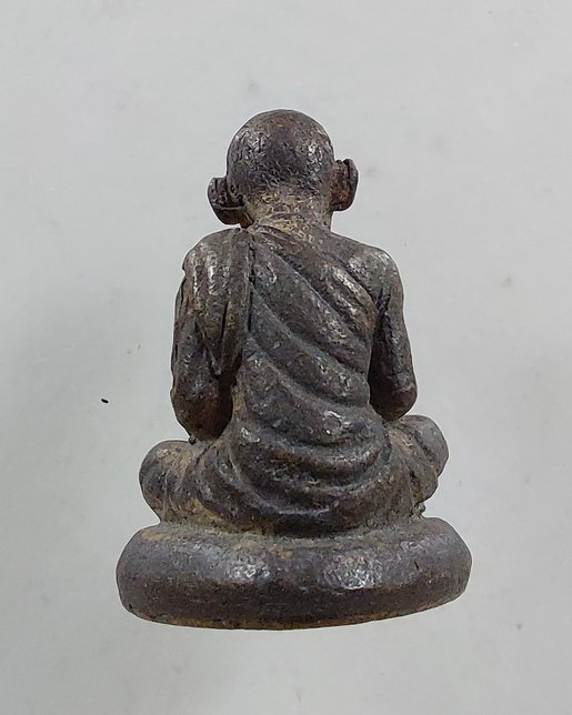 รูปหล่อ หลวงพ่อเคลือบ วัดหนองกระดี่ จ.อุทัยธานี งาน 50 ปี ตอกโค๊ต ลพ.สาคร/ ลป.ฟู/ ลพ.เสน่ห์/ ลป.นะ 