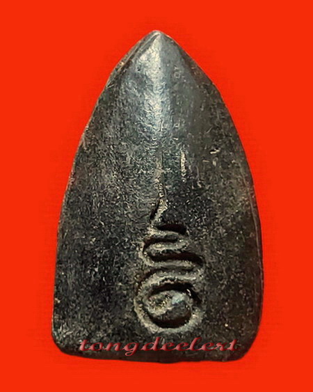 พระพุทธชินราชเนื้อผงใบลาน หลวงปู่ดี วัดเทวสังฆาราม(วัดเหนือ)จ.กาญจนบุรี ปี 2481 ค่ะ