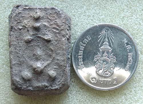 พิมพ์ทรงครุฑ เนื้อดิน