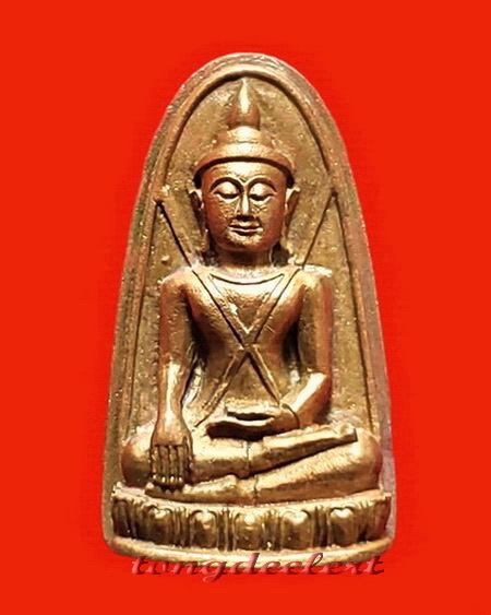 พระบุเรงนอง หลวงพ่ออุตตมะ วัดวังก์วิเวการาม จ.กาญจนบุรี ฉลองอายุ 84 ปี เนื้อทองแดง สวยมากค่ะ