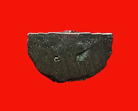 พระชัยวัฒน์มวก. หลวงพ่อนารถ วัดศรีโลหะราษฎร์บำรุง จ.กาญจนบุรี เนื้อนวโลหะ สวยมากค่ะ