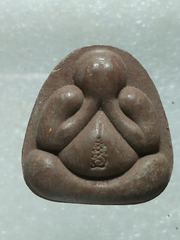 พระปิดตาหลังยันต์ 