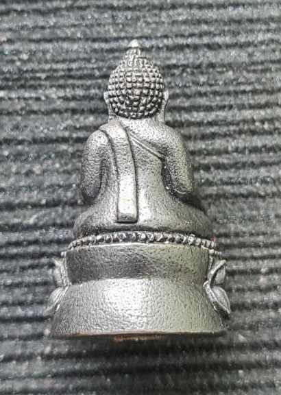 เคาะแรกแดง..พระชัย ลพ.สำเร็จศักดิ์สิทธิื ๖๔..แร่น้ำพี้ กล่องเดิม..วัดหนองสะเดา สระบุรี / ส่ง ems