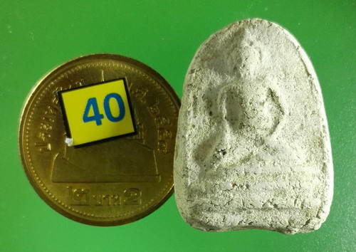 พระพิมพ์เล็บมือ เนื้อผง เก่ามาก