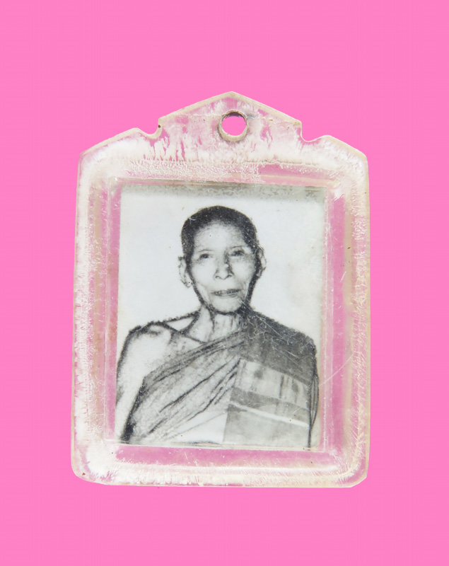 รูปถ่ายหลวงปู่เกลี้ยง สองหน้า วัดเนินสุทธวาส 