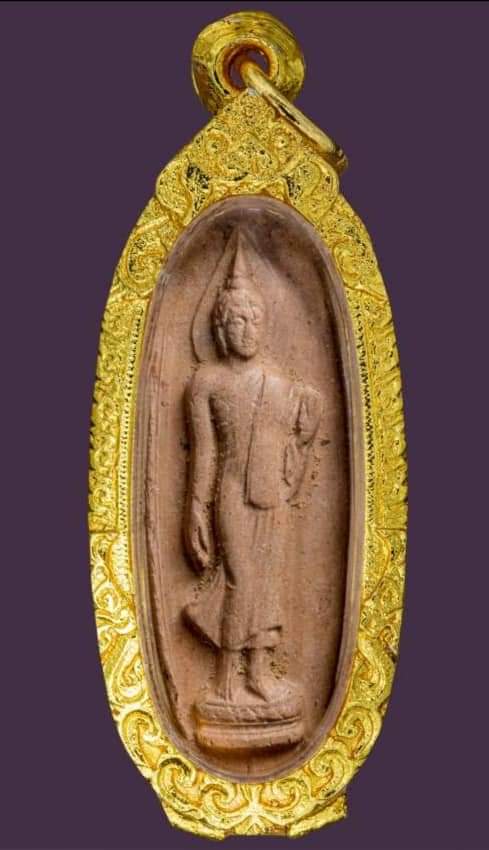 พระพุทธ ๒๕ ศตวรรษ เนื้อดิน ปี ๒๕๐๐ พร้อมตลับสวยๆ 