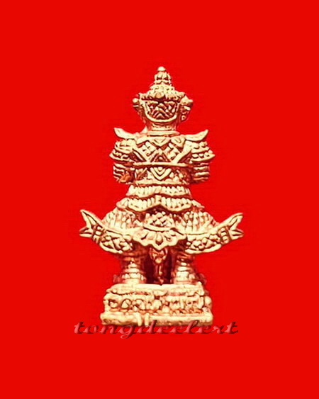 รูปหล่อท้าวเวสสุวรรณ พระอาจารย์อิฏฐ์ วัดจุฬามณี จ.สุมทรสงคราม สวยมากค่ะ