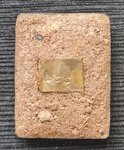 เคาะแรกแดง..ล็อกเก็ตสีซีเปียอุดมวลสาร กล่องเดิม..ลป นน เขาพรานธูป ประจวบคีรีขันธ์ / ส่ง ems