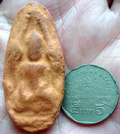 *ขุนแผนไข่ผ่าซีก เนื้อดินกรุเก่า หลวงพ่อถิร วัดป่าเลไลยก์ สุพรรณฯ*