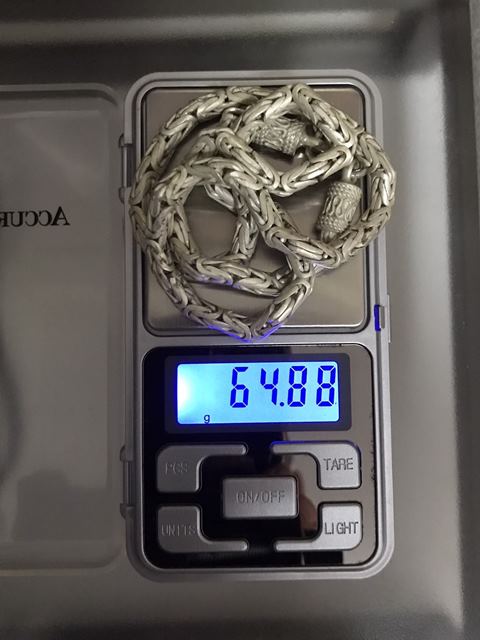 สร้อยคอ เงินแท้ 92.5% หนัก 64.88 กรัม 4บาทกว่า เก่า15ปีแล้ว มือ2ล้างครับ