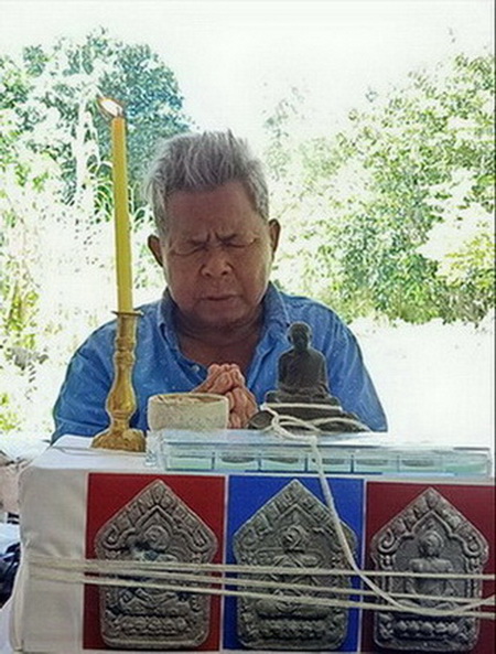 เคาะแรกแดง..ขุนแผนปั๊มซ้ำผงพรายกุมาร ผสมผงตะไบพระกริ่งชินบัญชร ลป.ทิม วัดละหารไร่ จ.ระยอง ๒๕๖๓