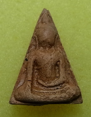 พิมพ์นางพญา เนื้อว่าน ไม่ทราบวัดที่ออก