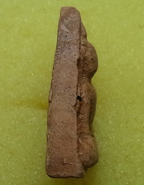 พิมพ์นางพญา เนื้อว่าน ไม่ทราบวัดที่ออก