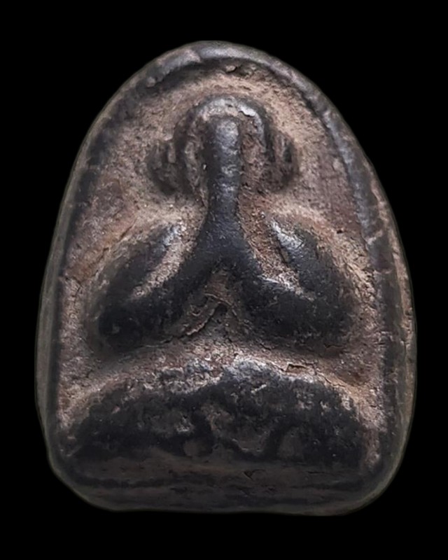 พระปิดตาหลวงพ่อเชือวัดชนะสงสาร แปดริ้ว