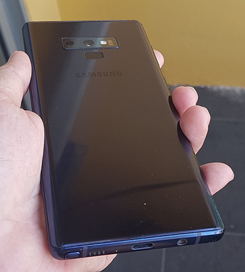 Samsung Note9 Blue 6/128 สภาพสวย ใช้งานปกติ ทั้งกล้อง ปากกา เล่นเน็ต โทรเข้าออก กระจกหน้าจอ Golilla
