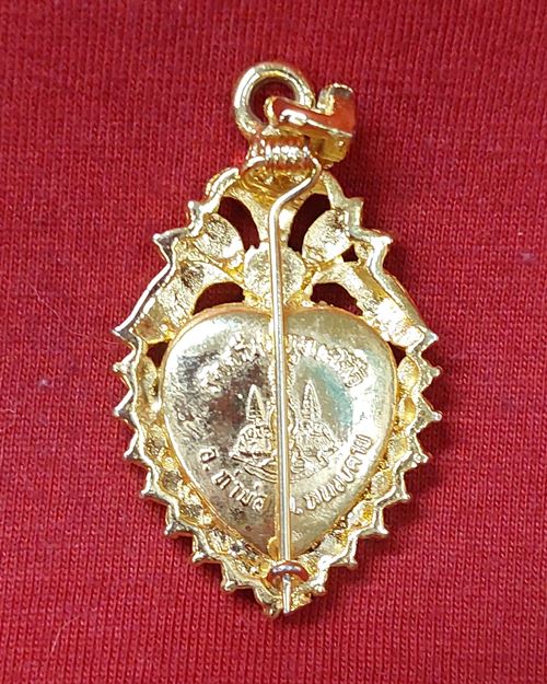 ล็อกเก็ตเข็มกลัด หลวงพ่อองค์ตื้อ วัดศรีชมพูองค์ตื้อ อ.ท่าบ่อ จ.หนองคาย