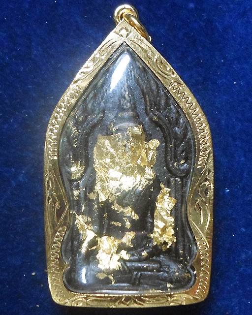 วัดโพธิ์ศรีเจริญ พระขุนแผน เนื้อผง คลุกรักปิดทอง เลี่ยมไมครอน 