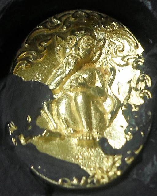 วัดเชียงขาง เชียงใหม่  สี่หูห้าตารุ่นแรก หลวงพ่อเสน่ห์ขนาดบูชา 3 นิ้ว เนื้อผงผสมว่าน ฝังเหรียญรูปหล่