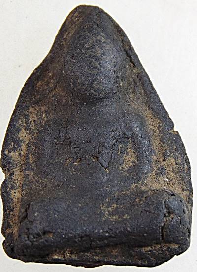 ๒๐ พระเชตุพน เนื้อดิน