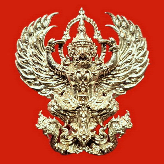 พญาครุฑหยุดนาค หลวงพ่อชม วัดโปรดสัตว์ จ.อยุธยา เนื้อทองขาว สวยมากค่ะ