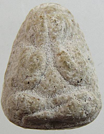 พระปิดตาเม็ดบัว