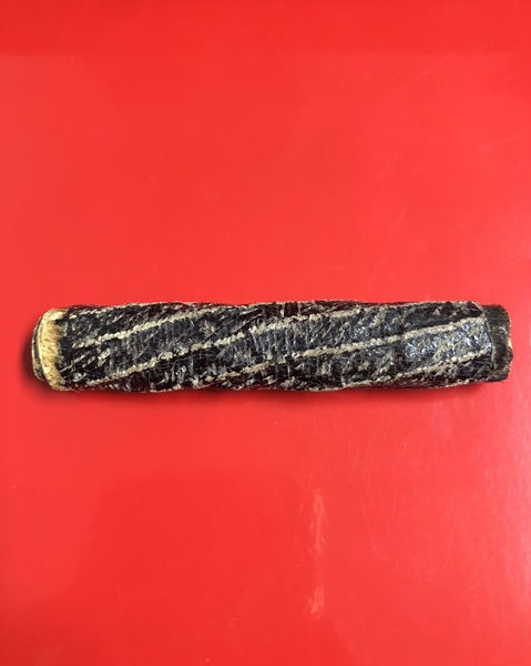 ตะกรุดหนังเสือ ลงรักเก่า ศิลป์หลวงพ่อหว่าง วัดเทียนถวาย