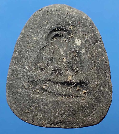 ขายขาดทุน!!!พระปิดตาหลวงปู่เฮี้ยง วัดป่าฯ พ.ศ.๒๕๐๘ พิมพ์ปีกกว้างหลังแบบ+บัตรรับรองพระแท้*183