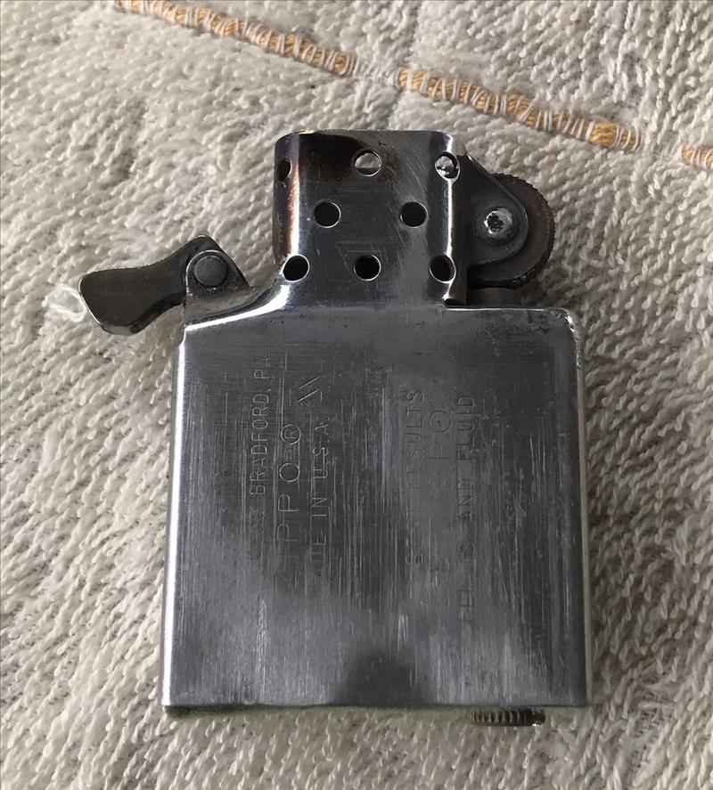 ไฟแช็ค ZIPPO รุ่นเก่า ใช้งานได้ปกติ