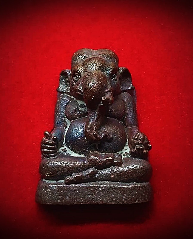 พระพิฆเนศวร3จักรวาล หลวงปู่มหาศิลา สิริจันโท เสก 9 วาระเนื้อมหาชนวนสัมฤทธิ์ศักดิ์สิทธิ์ พร้อมกล่องเด