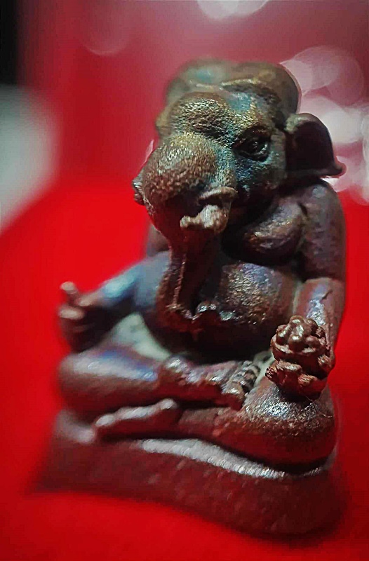 พระพิฆเนศวร3จักรวาล หลวงปู่มหาศิลา สิริจันโท เสก 9 วาระเนื้อมหาชนวนสัมฤทธิ์ศักดิ์สิทธิ์ พร้อมกล่องเด