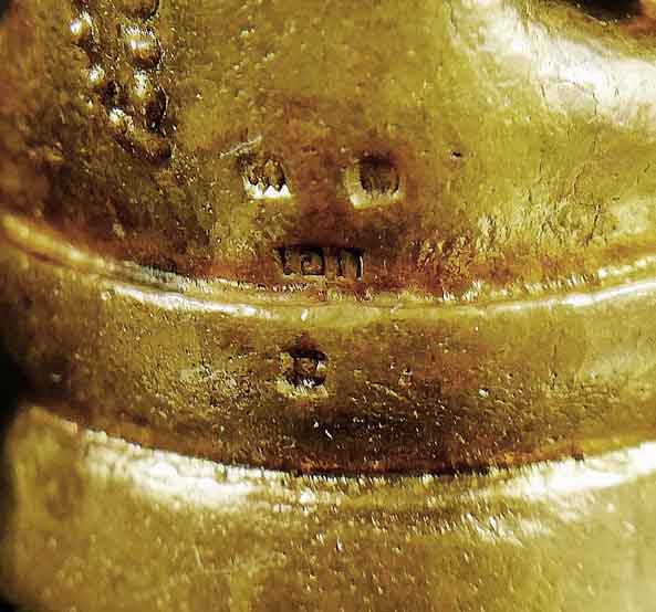 พระกริ่งรุ่นแรก หลวงปู่เอก ปภากโร วัดศาลาลอย บุรีรัมย์ สร้างปี ๒๕๕๕