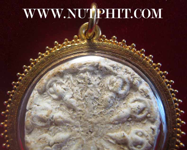 พระงบน้ำอ้อย พ.ศ.๒๔๘๔(พิธีใหญ่) วัดสุทัศน์ เลี่ยมทองประณีตศิลป์โบราณ+บัตรรับรองพระแท้*207