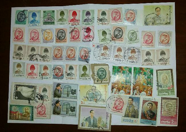 แสตมป์ในหลวง ร.9 + แสตมป์ที่ระลึกอื่น ๆ คละ จำนวน 54+41+34 รวม 129 ดวง 
