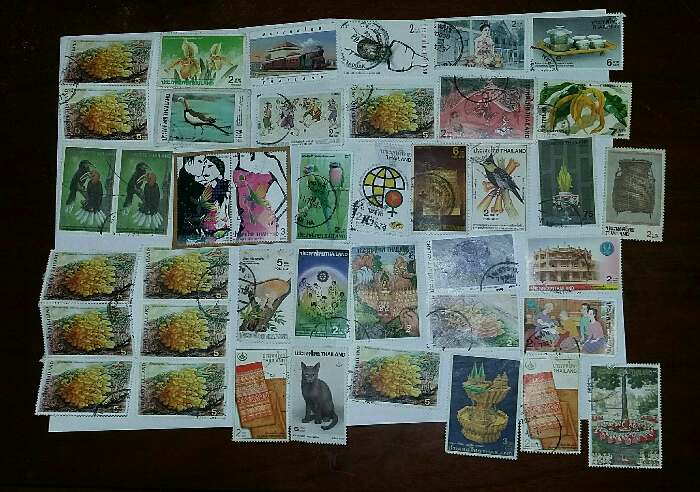 แสตมป์ในหลวง ร.9 + แสตมป์ที่ระลึกอื่น ๆ คละ จำนวน 54+41+34 รวม 129 ดวง 