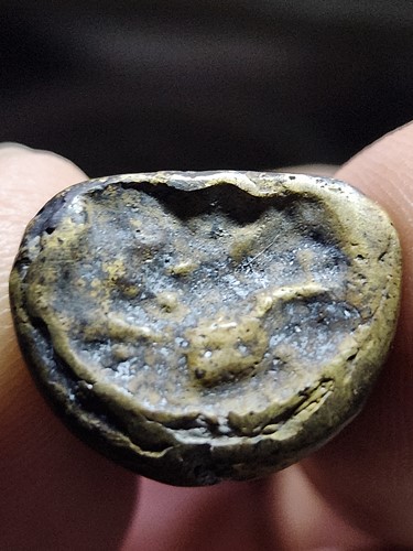 วัดทุ่งน้อยพิจิตร  พระรูปหล่อหลวงพ่อเงิน อาจารย์นงค์  พิมพ์ขี้ตา ยุคต้น 