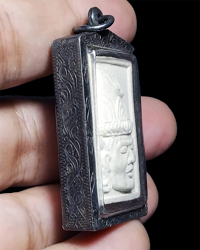 พ่อแก่ หลังพระพิฆเนศ 