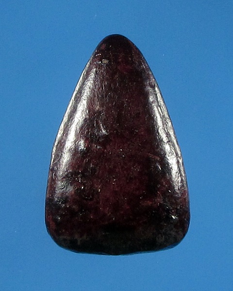 พระพิมพ์เม็ดแตง จุ่มรักแดงๆครับ